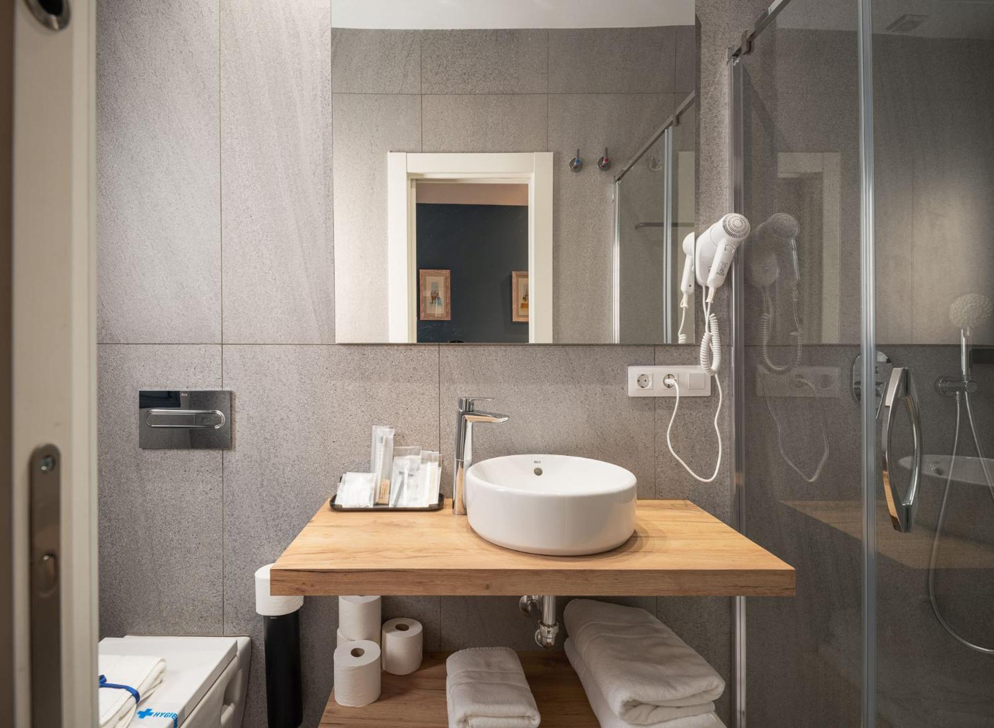 Terra Triana Apartments Seville Exterior photo